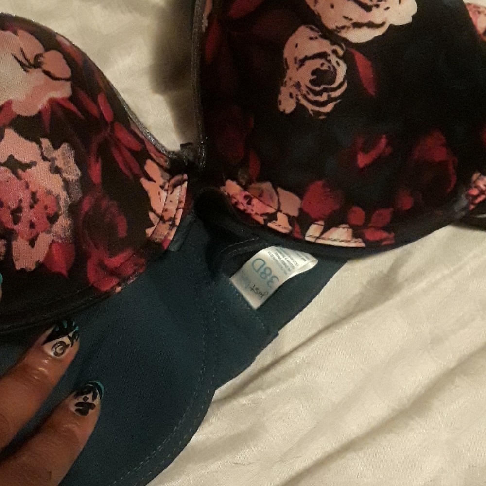 Two 38D bras new never worn